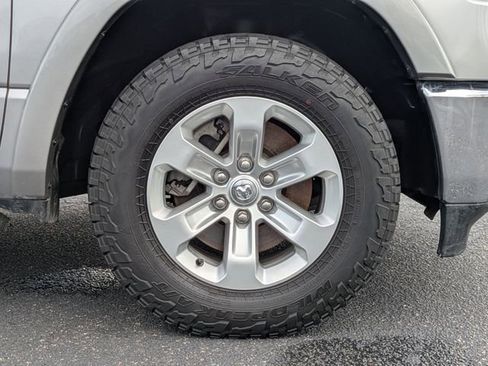 Used 2019 RAM 1500 Laramie image 11