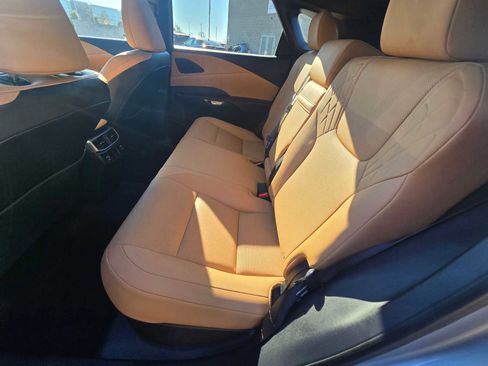 Used 2023 Lexus RX 350 Premium image 20