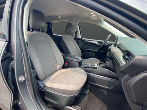 Used 2022 Ford Escape SE w/ SE Sport Appearance Package AWD/4WD image 23