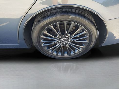 Used 2020 Toyota Avalon XSE image 20