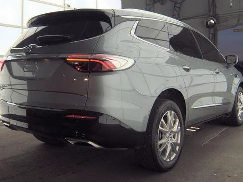 Used 2024 Buick Enclave Essence w/ Experience Buick Package image 4