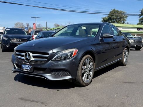 Used 2015 Mercedes-Benz C 300 4MATIC Sedan image 4
