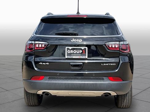 Used 2023 Jeep Compass Limited AWD/4WD image 5
