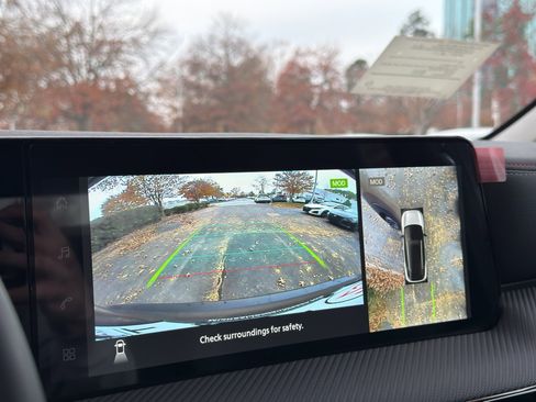 New 2026 Nissan Kicks SR w/ SR Premium Package image 25