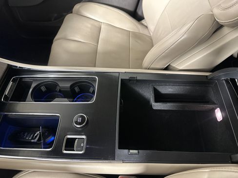 Used 2020 Lincoln Aviator Reserve w/ Equipment Group 202A image 20