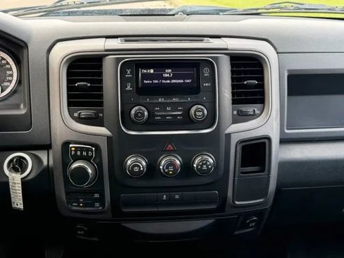 Used 2015 RAM 1500 Express AWD/4WD image 12