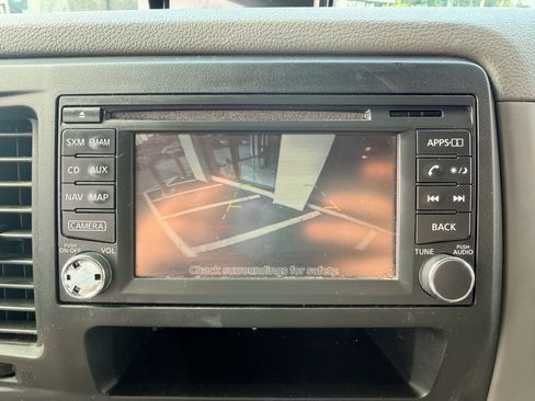 Used 2018 Nissan NV 3500 SL RWD image 5
