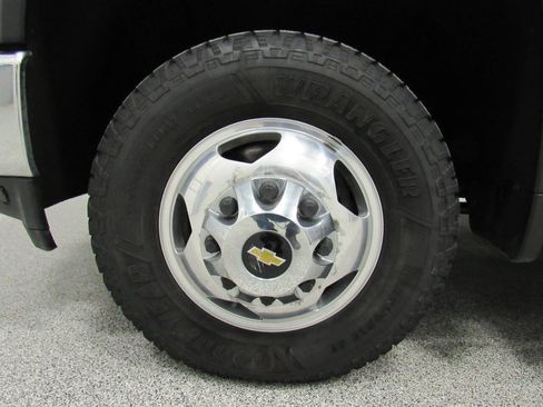 Used 2020 Chevrolet Silverado 3500 LTZ w/ LTZ Plus Package image 11