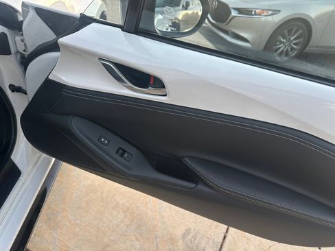 New 2025 MAZDA MX-5 Miata RF Club image 29