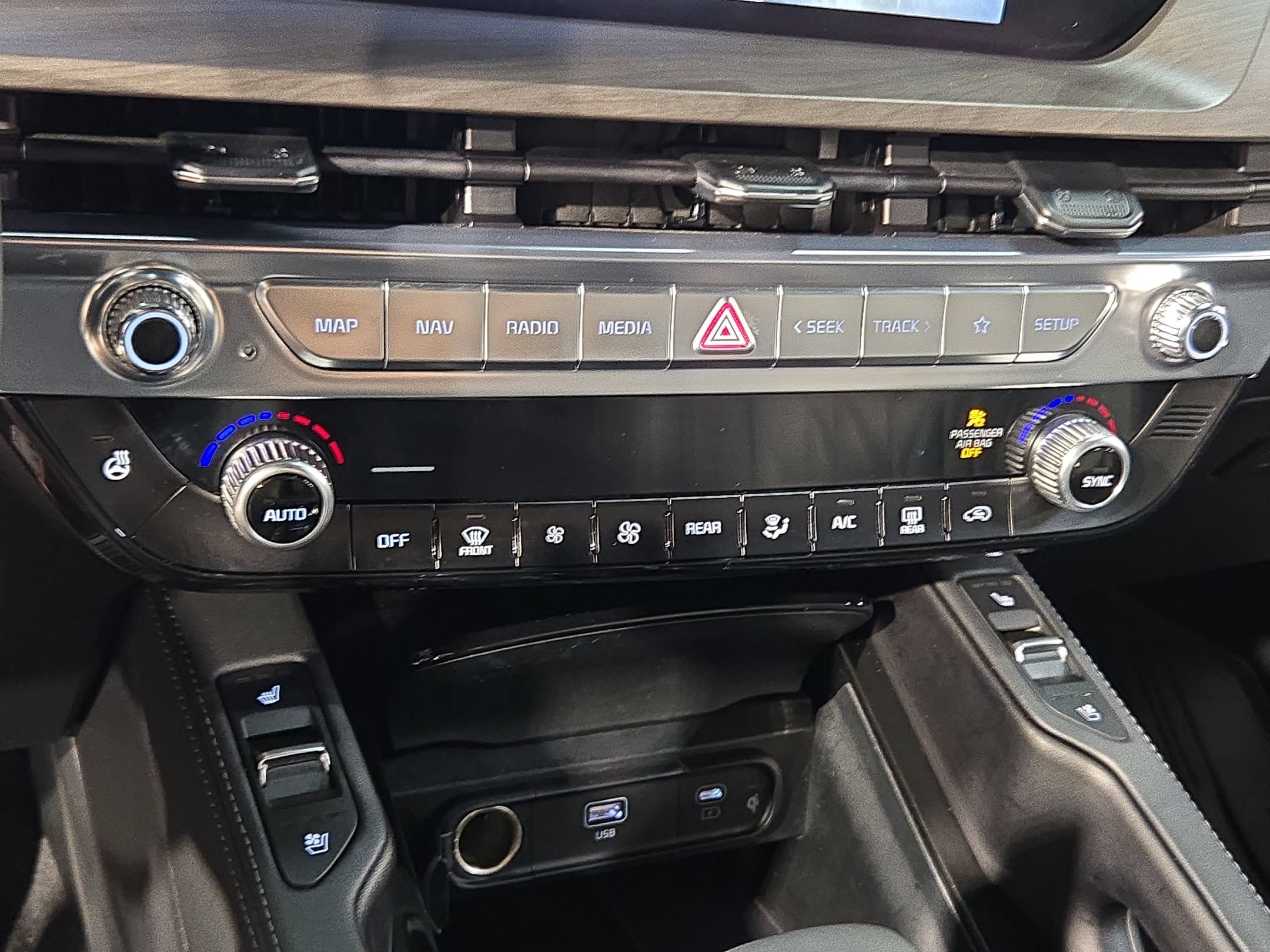 Used 2025 Kia Telluride SX Prestige X-Pro AWD/4WD image 33