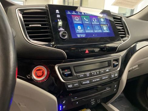 Used 2020 Honda Pilot Elite image 18