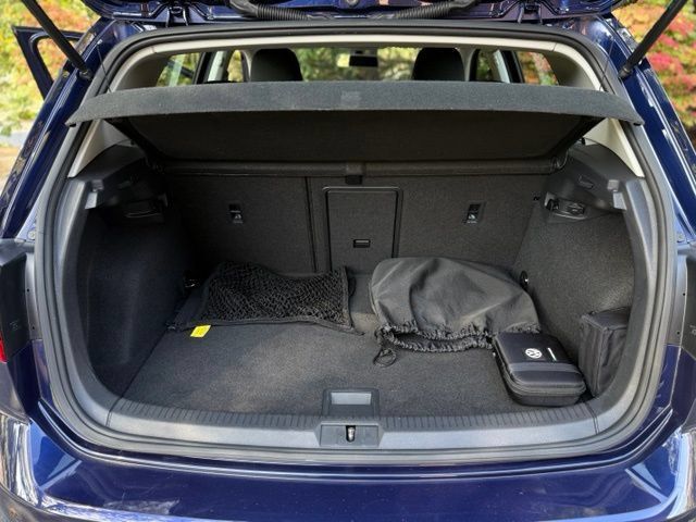 Used 2019 Volkswagen e-Golf SE FWD image 35