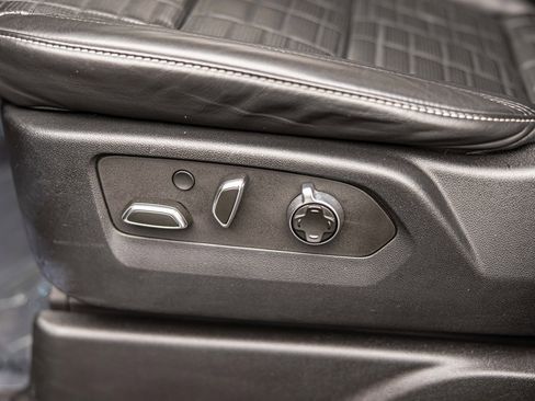 Used 2023 Cadillac Escalade Sport Platinum w/ LPO, ONYX Package image 25