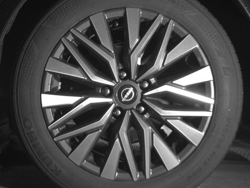 Used 2025 Nissan Altima 2.5 SV image 14