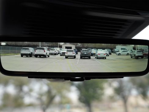 Used 2025 Land Rover Range Rover Long Wheelbase Autobiography image 16