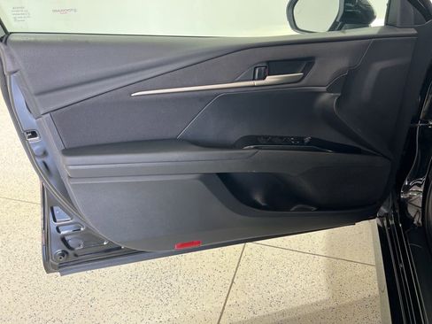 Used 2025 Toyota Camry LE image 19