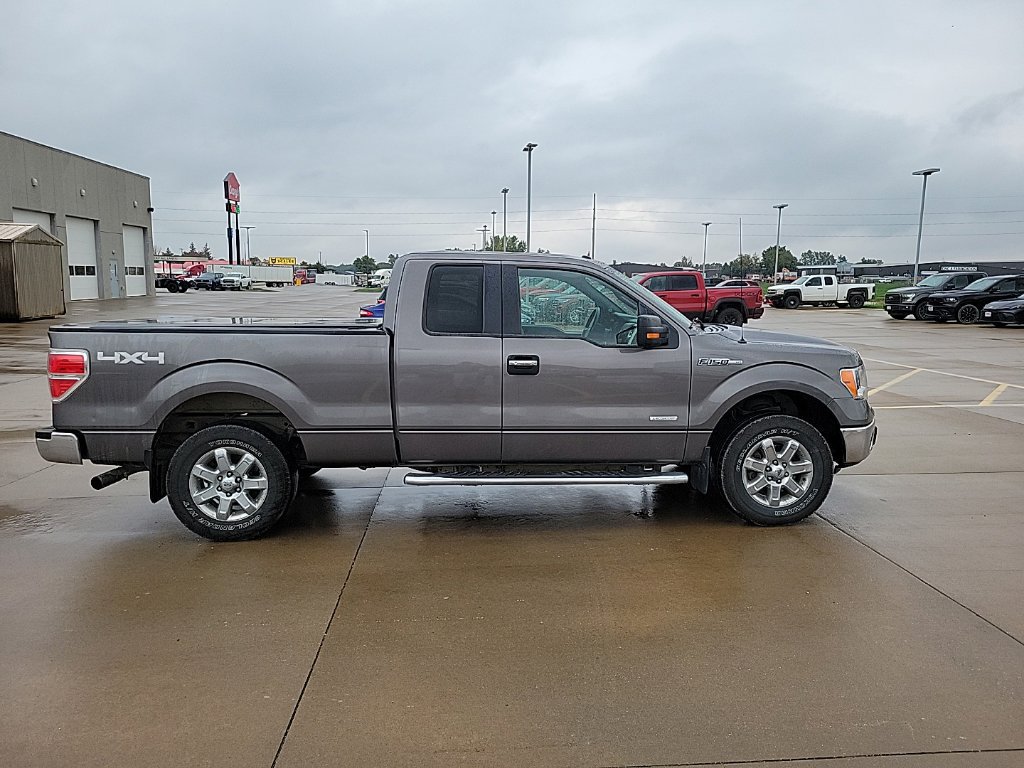 Used 2014 Ford F150 XLT w/ XLT Chrome Package AWD/4WD image 2