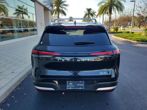 Certified 2026 INFINITI QX60 Luxe w/ Cargo Package image 5