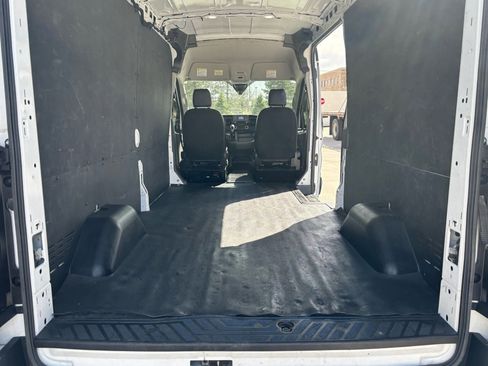 Used 2023 Ford Transit 250 Medium Roof AWD w/ Load Area Protection Package image 15