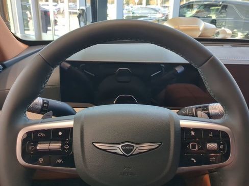 Used 2025 Genesis GV80 2.5T Prestige AWD/4WD image 30