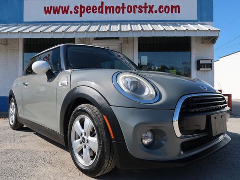 Used 2018 MINI Cooper 2-Door Hardtop FWD image 6