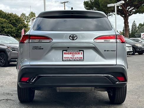 Certified 2025 Toyota Corolla Cross AWD Hybrid image 4