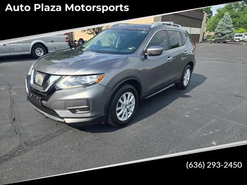 Used 2017 Nissan Rogue SV w/ Sun & Sound Touring Package FWD image 1