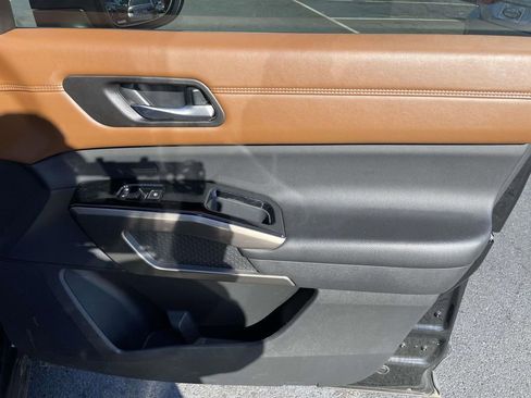 Used 2024 Nissan Pathfinder Platinum w/ Cargo Package image 46