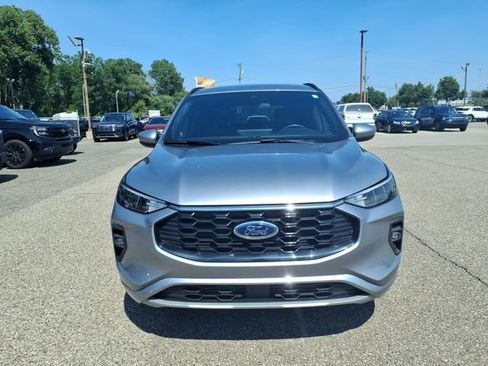 Certified 2024 Ford Escape ST-Line Select w/ Tech Pack #1 AWD/4WD image 2