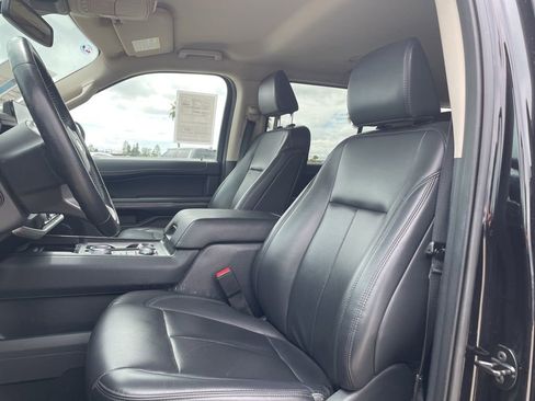 Used 2024 Ford Expedition Max XLT AWD/4WD image 7