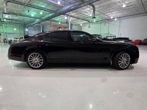 Used 2017 Bentley Mulsanne RWD image 36