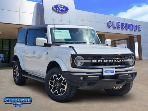 Used 2024 Ford Bronco Outer Banks AWD/4WD image 1