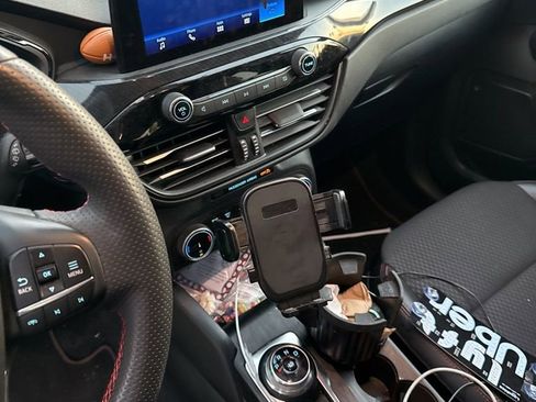 Used 2023 Ford Escape ST-Line w/ Equipment Group 301A image 4