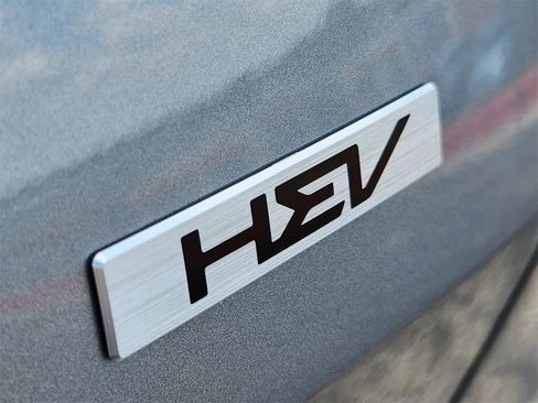 New 2025 Kia Sportage LX image 10