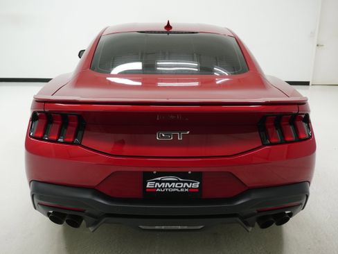 Used 2024 Ford Mustang GT Premium image 5