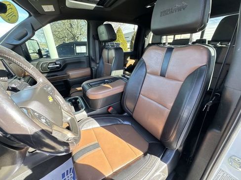 Used 2022 Chevrolet Silverado 2500 High Country image 22