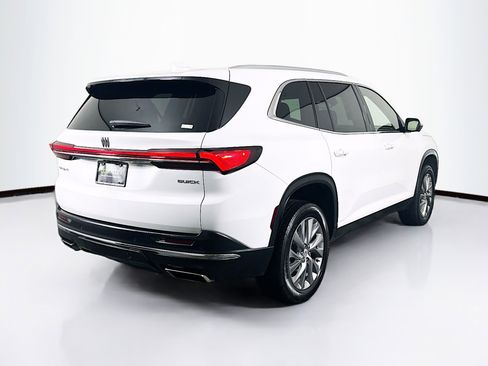 Used 2025 Buick Enclave Preferred image 9