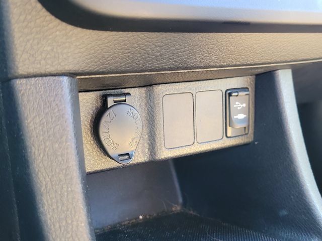 Used 2016 Toyota Corolla LE FWD image 29