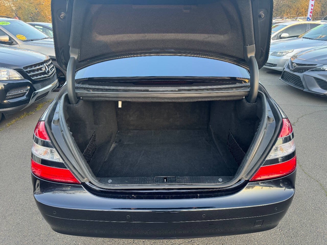 Used 2008 Mercedes-Benz S 550 image 17