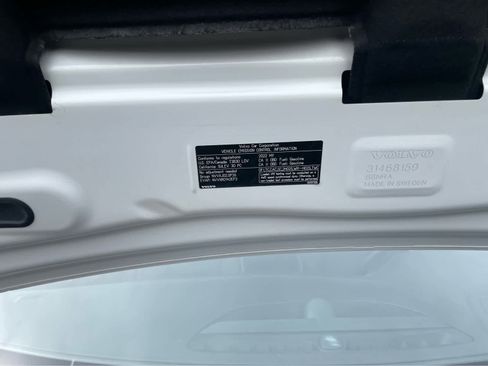 Used 2022 Volvo S60 T8 Polestar w/ Protection Package Premier image 28