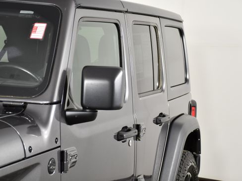 Used 2021 Jeep Wrangler Unlimited Sport AWD/4WD image 12