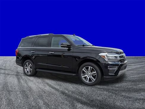 Certified 2024 Ford Expedition Limited RWD image 2