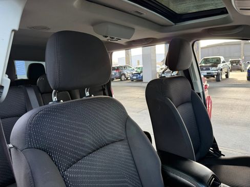 Used 2017 Dodge Journey SXT image 23