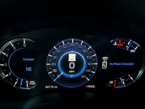Used 2019 Cadillac Escalade Luxury AWD/4WD image 36