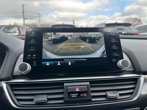Used 2022 Honda Accord Sport image 24