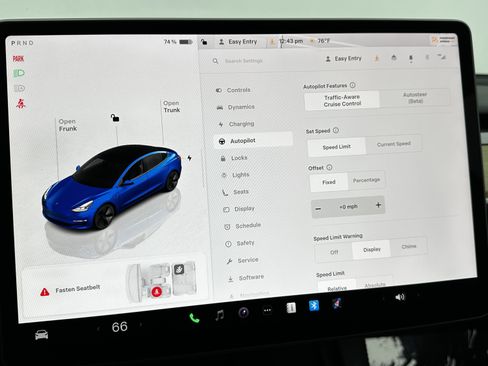 Used 2023 Tesla Model 3 Long Range image 16