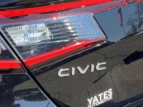 Used 2025 Honda Civic Sport image 25