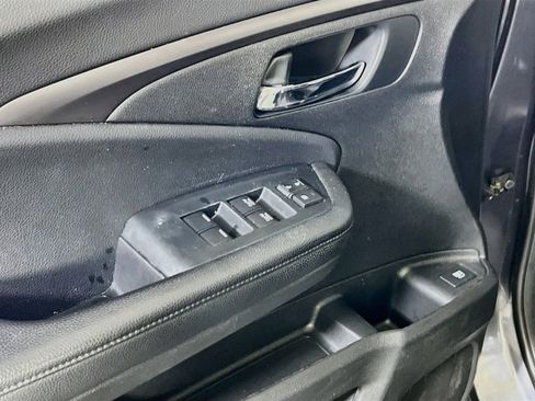 Used 2021 Honda Passport Sport image 17