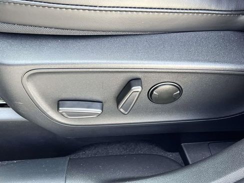 New 2025 Ford Escape SE FWD image 14