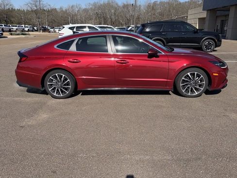 Certified 2023 Hyundai Sonata Limited image 9